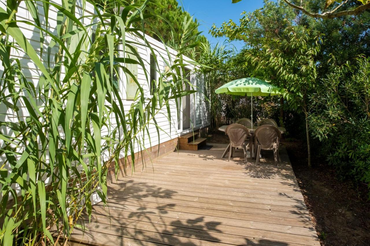 Camping Les Dunes เลอบัวส์-ปลาจ-อ็อง-เร ภายนอก รูปภาพ
